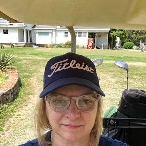 Meet your Posher, Rebecca